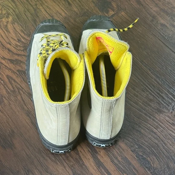 Converse Leather High-Top Sneakers in Beige and Yellow, Men’s Size 11, Like New